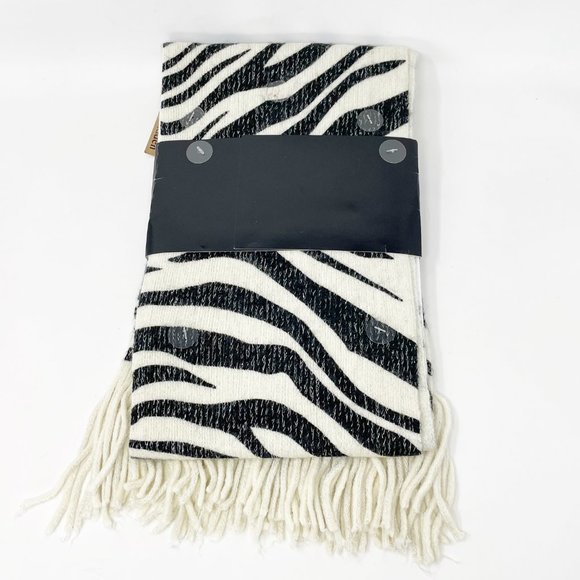 Steve Madden Womens Ivory & Black Zebra Scarf and Gloves One Size NEW With Tag - Picture 4 of 5